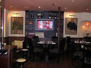 Le Petit Cosy Hotel